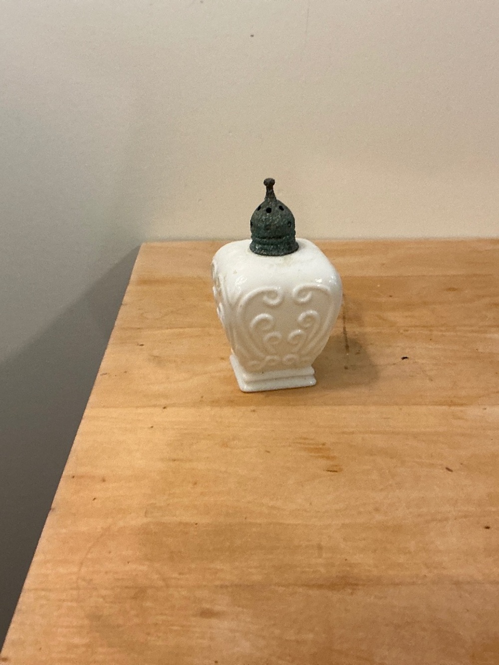 Vintage Napco Milk Glass scroll floraldesign  salt shaker 3.5 inches tall